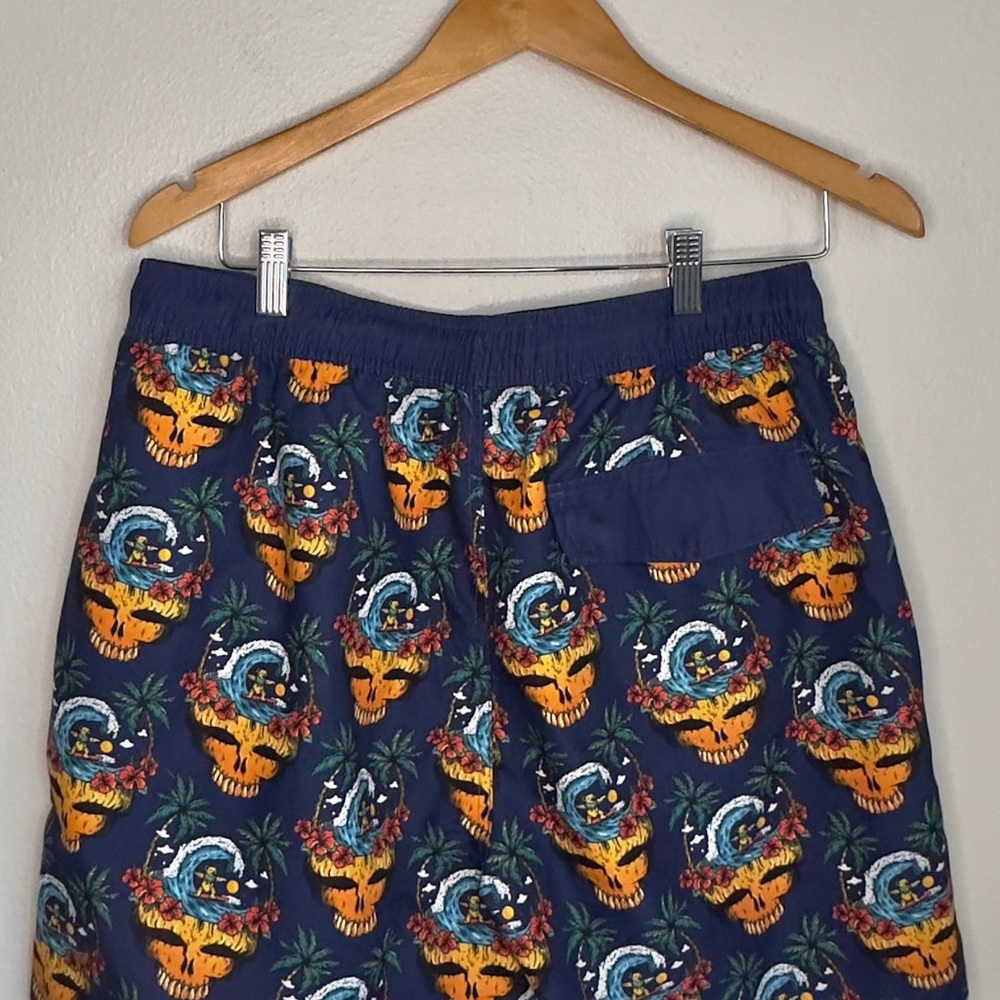 Section 119 Grateful Dead Tropical Skull Swim Shorts Size L